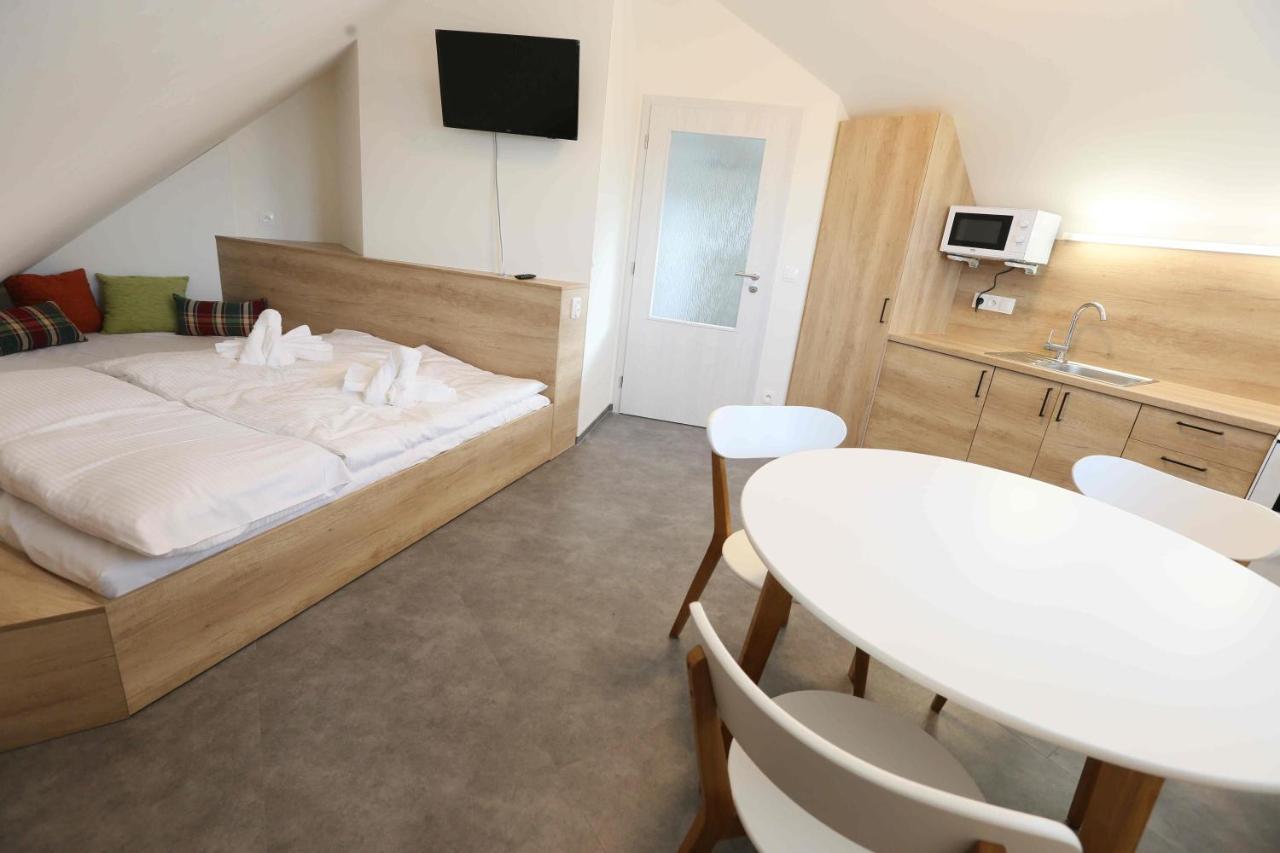 Apartmany Aura Boží Dar Exterior foto